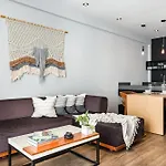 Leaf Boutique Condos